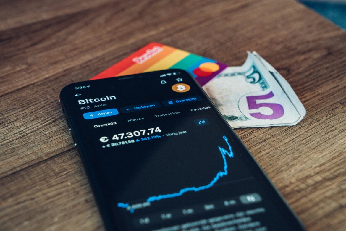 Gold vs. Bitcoin: Where Should You Park Your Money in 2025?