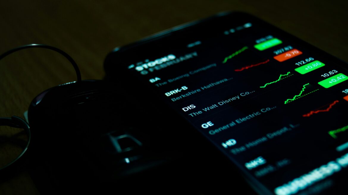 Top 5 Stocks to Watch This Quarter According to Wall Street Analysts